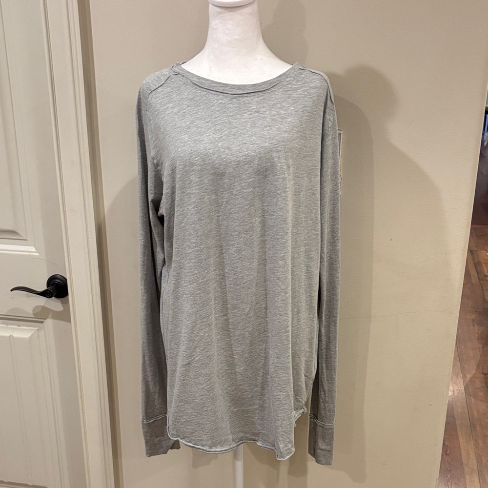 Free People Heather Gray Long Sleeve  Tee